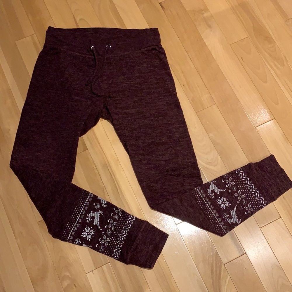 💥2/$30 Girl’s Urban Planet (Kids) Christmas themed joggers- size L (14/16)